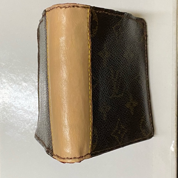Louis Vuitton Vintahe wallet - Picture 3 of 12